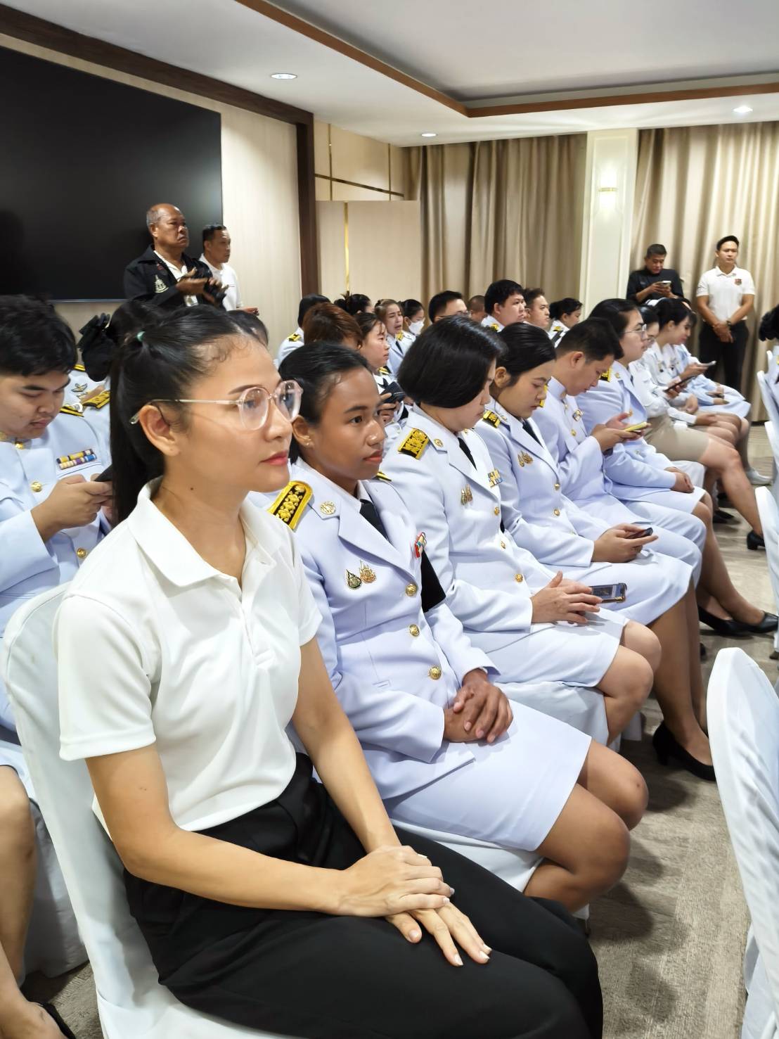 title - วันที่ 13 กรกฎาคม 2569 นายวิทูล ประดิษฐบุญ ปฏิรูปที่ดินจังหวัดปราจีนบุรี มอบหมายให้ ข้าราชการ และเจ้าหน้าที่ ส.ป.ก.ปราจีนบุรี เข้าร่วมพิธีเนื่องในวันคล้ายวันประสูติ พระเจ้าบรมวงศ์เธอ พระองค์เจ้าโสมสวลี กรมหมื่นสุทธนารีนาถ
